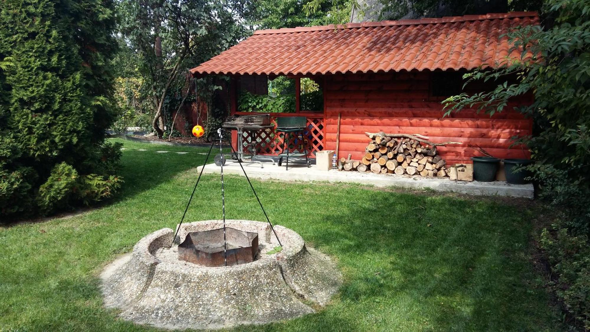 Biker Holiday Home Балатонакараттьо Екстер'єр фото